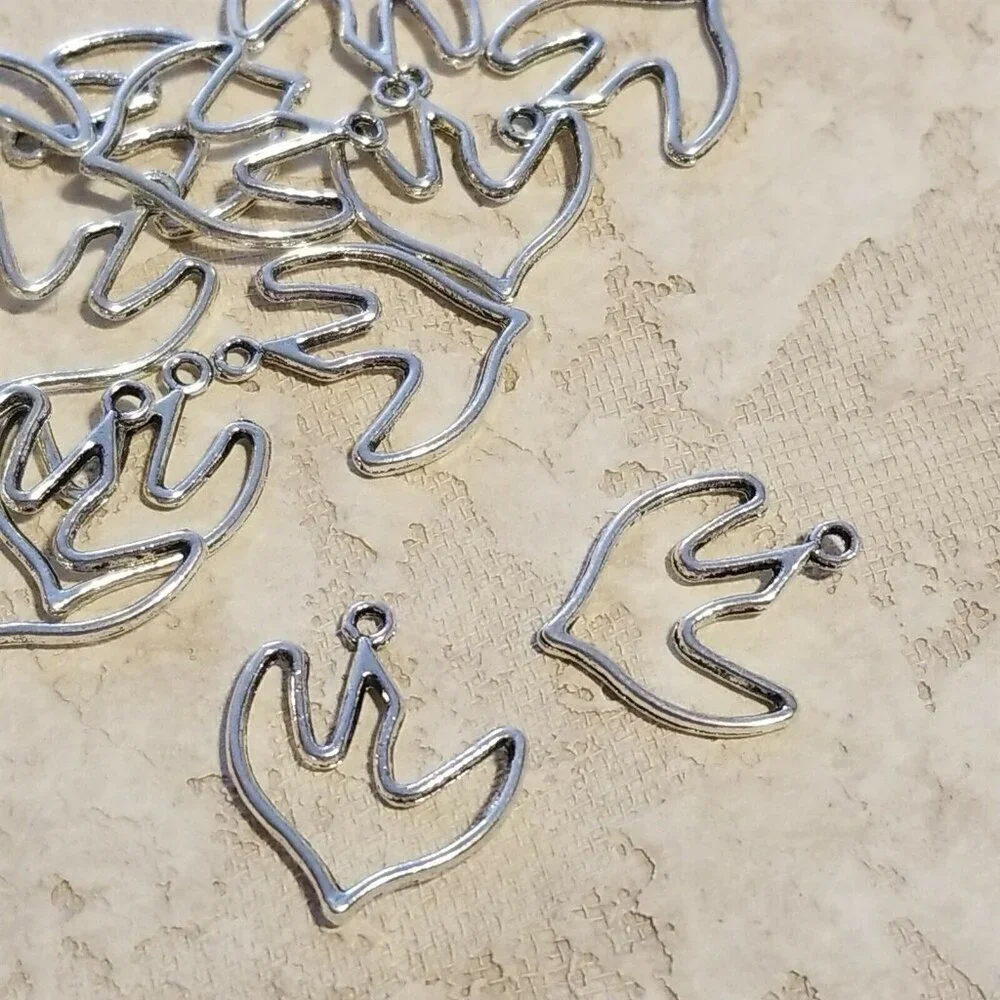 10 Antiqued Silver Pewter Dove of Peace Cutout 19x18mm Drops Charms